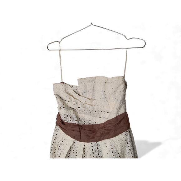 New with tags Ryu Eyelet Lace Strapless Dress Cream Brown Waist Detail M Cotton - Picture 5 of 16